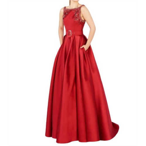 MAC DUGGAL sleeveless ball gown in red