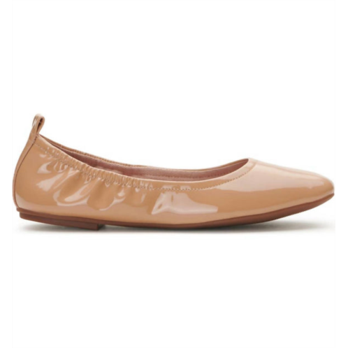 VINCE CAMUTO ronjlita chic ballet flats in beige