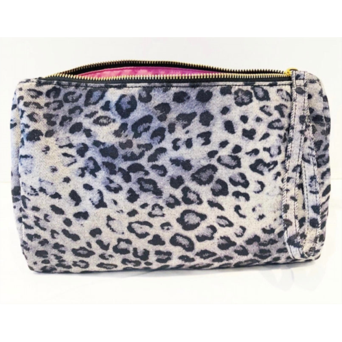 Equipt4U womens everything bag with wristlet strap in snow leopard