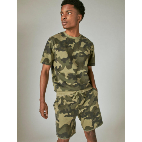 Lucky Brand mens sueded terry short sleeve camo crew