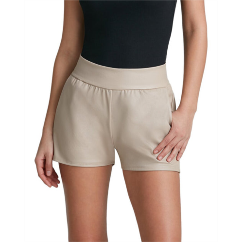 commando relaxed short