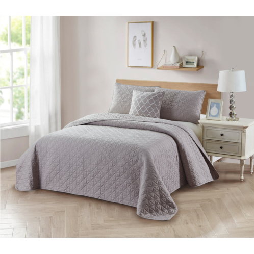 Bibb Home 4 piece solid quilt set with cushion
