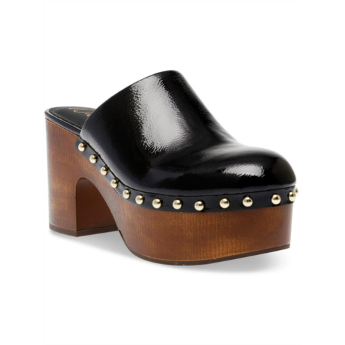 Wild Pair adorre womens faux leather studded clogs