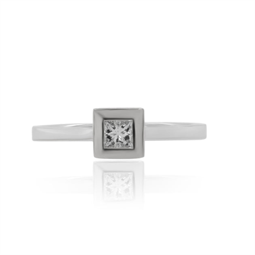 Diana M. 18kt white gold princess cut diamond ring containing 0.22 cts tw (gh vs si)