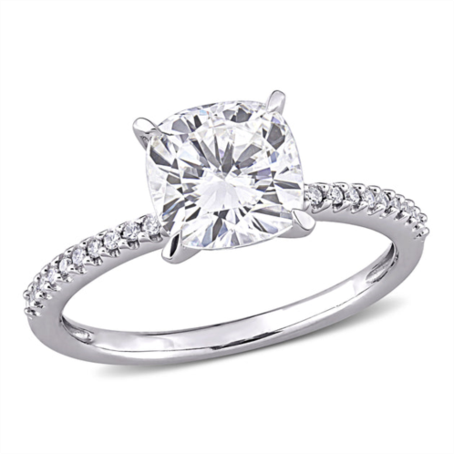 Mimi & Max 2ct dew cushion created moissanite and 1/10ct tw diamond engagement ring in 14k white gold
