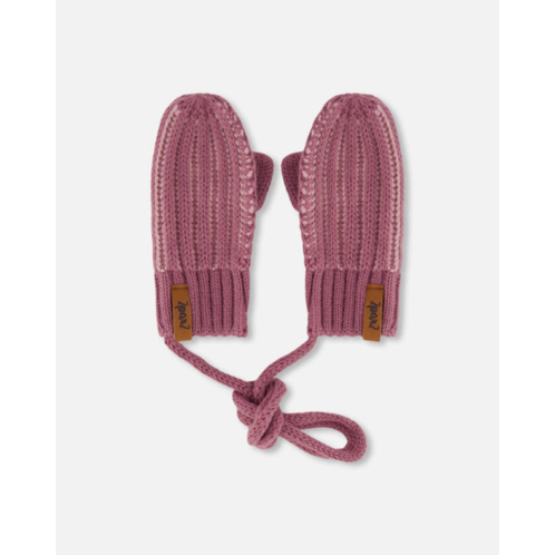 Deux par Deux knit mittens with cord mauve