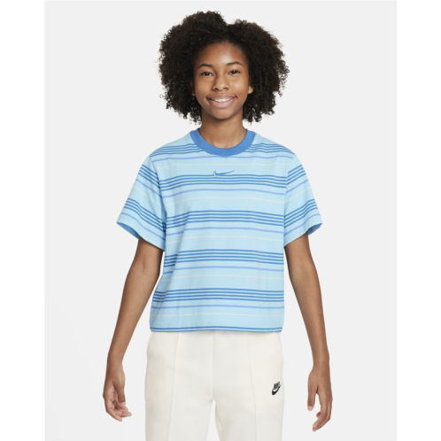 Nike Sportswear Essentials+ Big Kids (Girls) Boxy T-Shirt