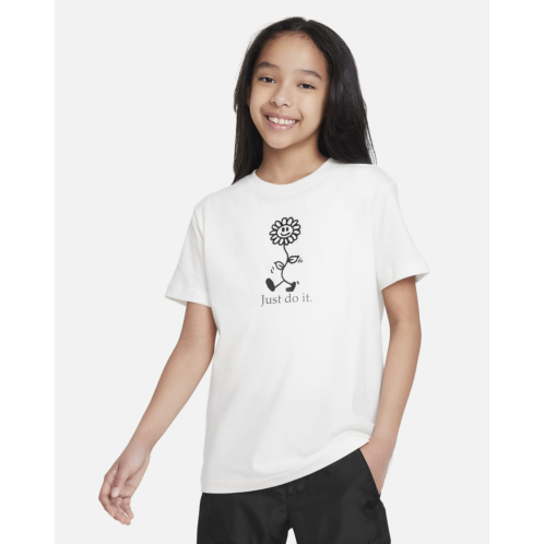 Nike Sportswear Big Kids (Girls) T-Shirt