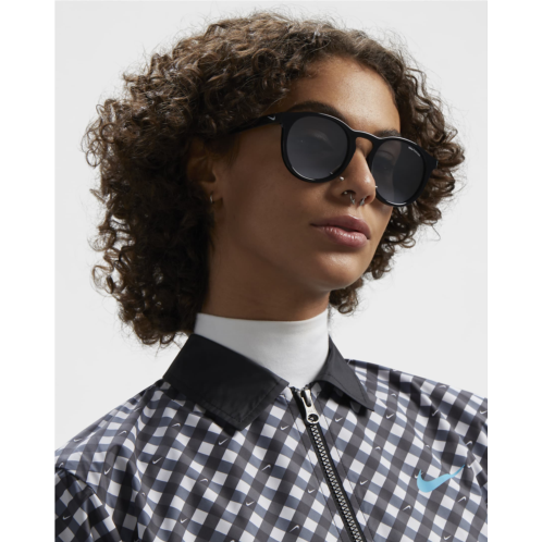 Nike Swerve Polarized Sunglasses