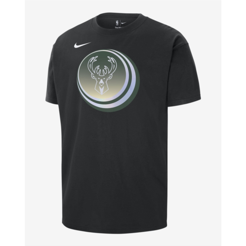 Milwaukee Bucks Essential Mens Nike NBA T-Shirt