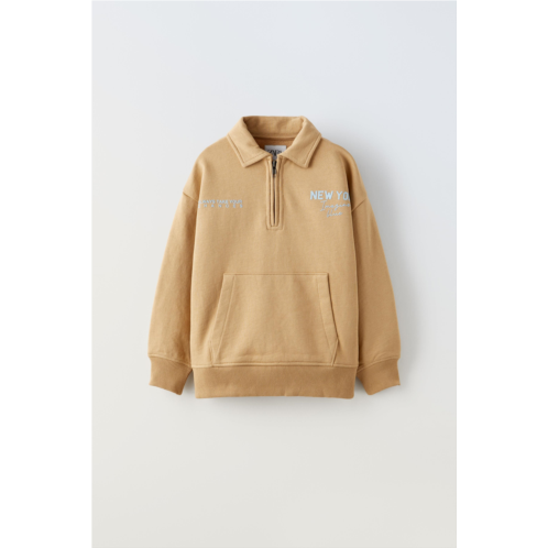 Zara RAISED TEXT QUARTER ZIP POLO SWEATSHIRT