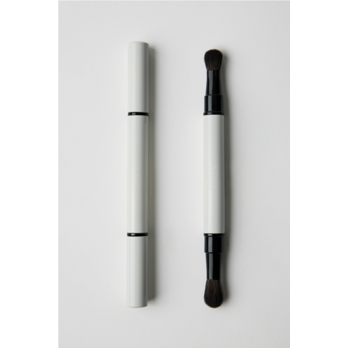 Zara DOUBLE USE BRUSH FOR EYES #1