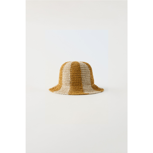 Zara STRIPED BUCKET HAT
