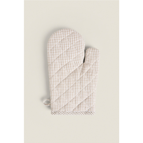 Zara GINGHAM OVEN GLOVE