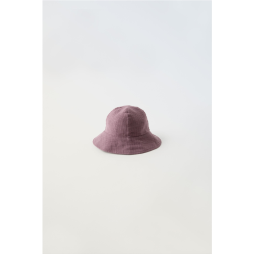 Zara SQUARE STRUCTURED HAT