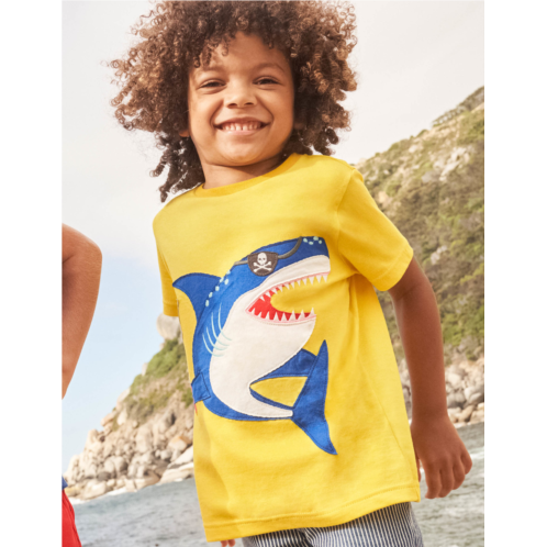 Boden Yellow Shark Applique T-shirt - Daffodil Yellow Shark