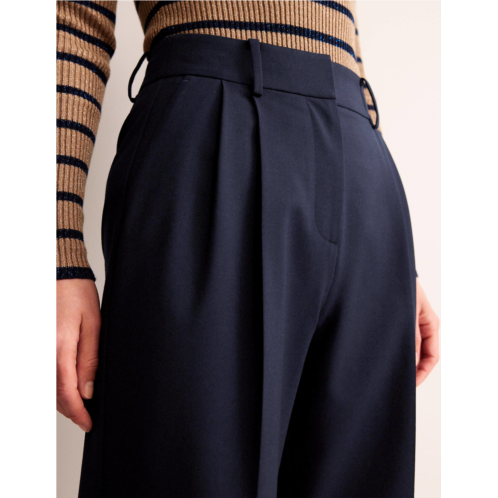 Boden Pleat-Front Tapered Pants - Navy