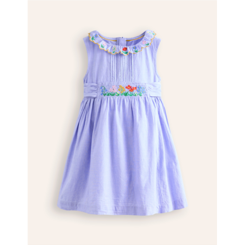 Boden Embroidered pintuck dress - End on End Embroidery