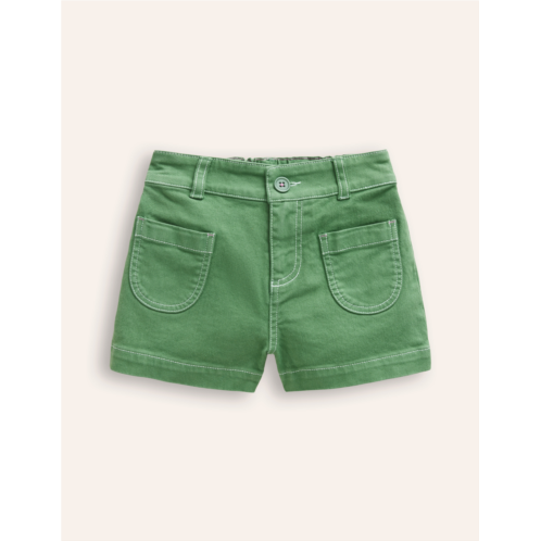 Boden Patch Pocket Shorts - Shamrock Green