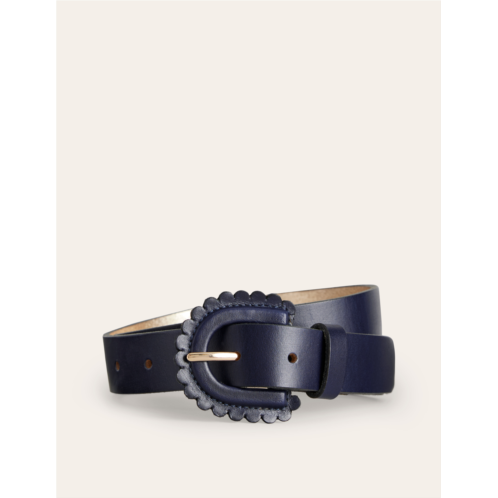 Boden Scallop Buckle Belt - Navy