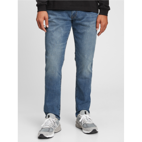 Athletic Taper Jeans in GapFlex