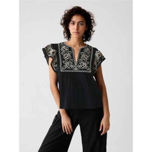 Gap Crinkle Gauze Embroidered Cropped Shirt