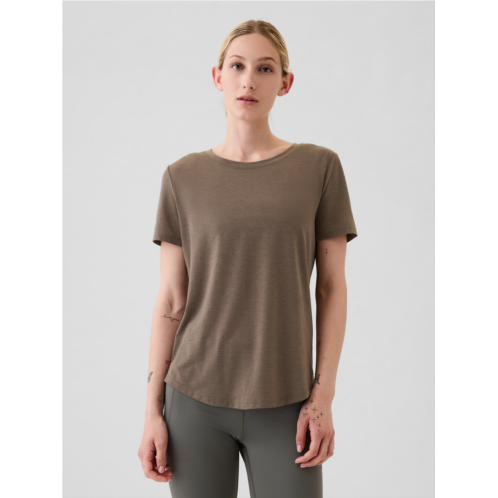 GapFit Breathe T-Shirt