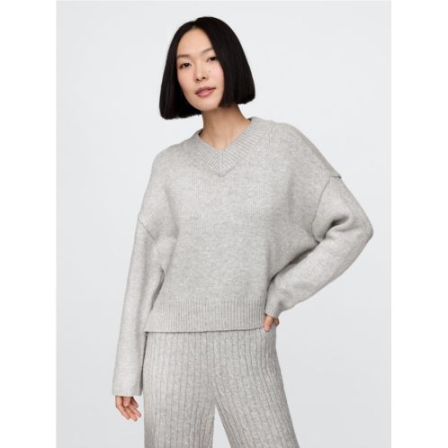 Gap CashSoft Cropped High V-Neck Sweater