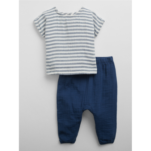 Gap Baby Gauze Two-Piece Outfit Set