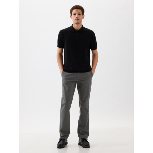 GapFlex Essential Khakis in Straight Fit