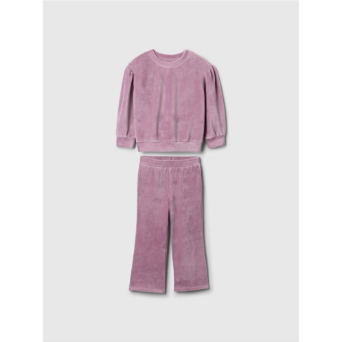 babyGap Two-Piece Outfit Set