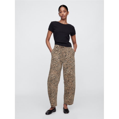 Gap Mid Rise Print Pull-On Barrel Jeans