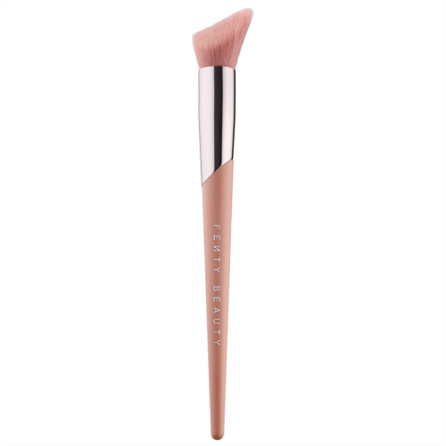 Fenty Beauty by Rihanna Cheek-Hugging Highlight Brush 120