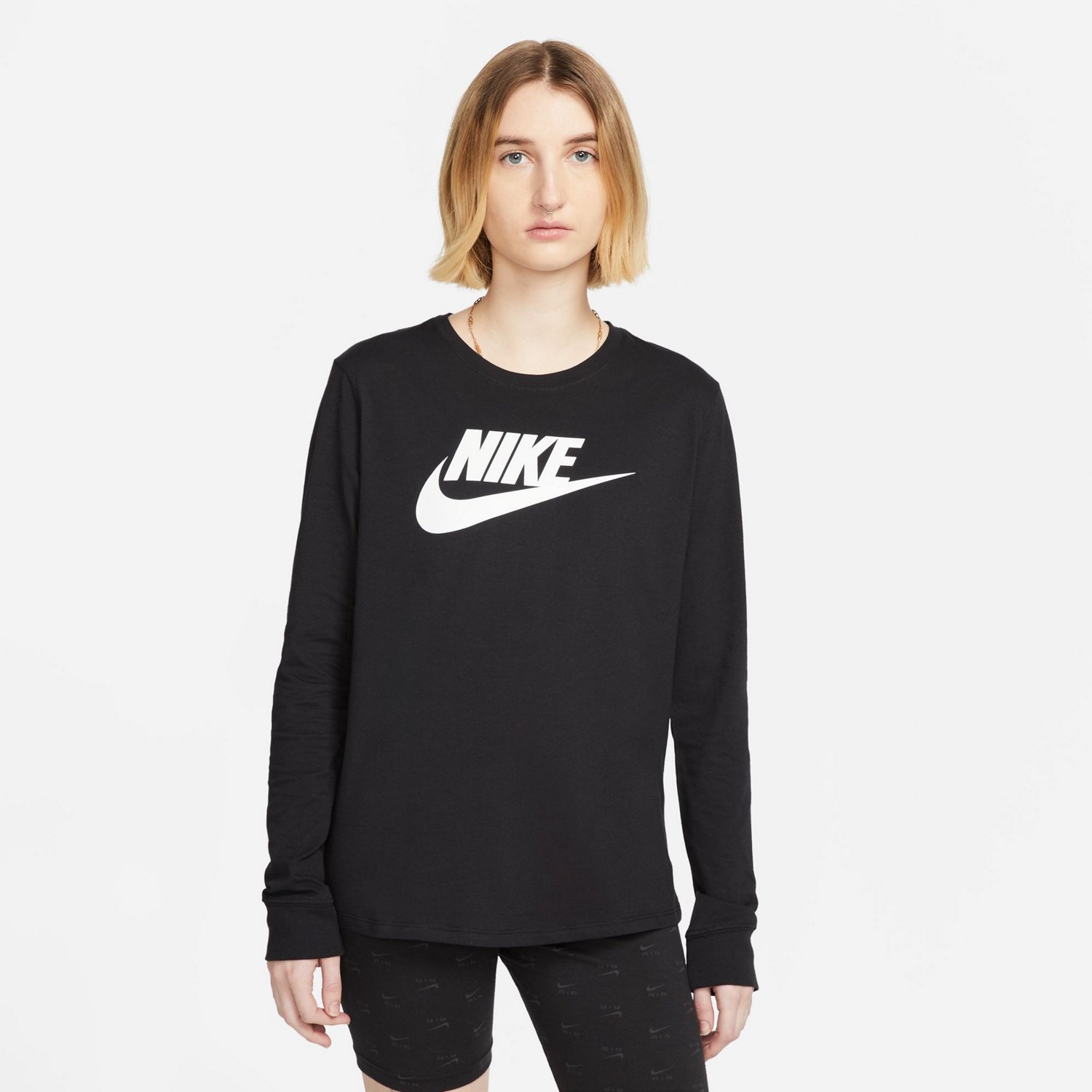 Nike Womens Sportswear Essentials Logo Long Sleeve T-shirt