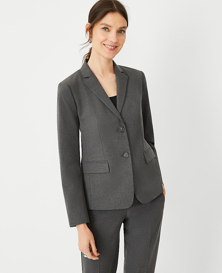 Anntaylor The Notched Two Button Blazer in Seasonless Stretch