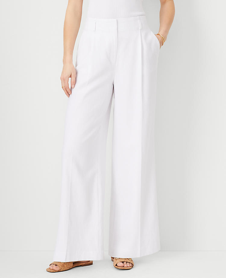 Anntaylor The Petite Single Pleated Wide Leg Pant in Texture