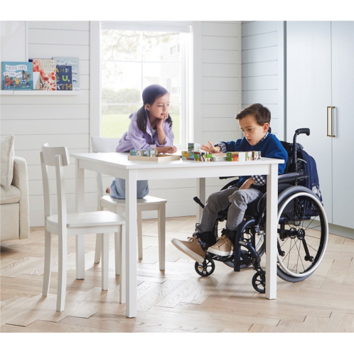Potterybarn Carolina Accessible Play Table