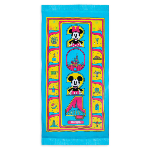 Mickey and Minnie Mouse Beach Towel Disneyland 2024 Large