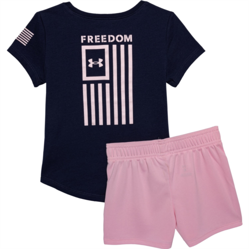 Under Armour Little Girls Freedom Flag Logo T-Shirt and Shorts Set - Short Sleeve
