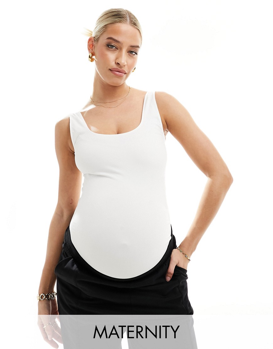 Mama.licious Mamalicious Maternity seamless support tank top in white