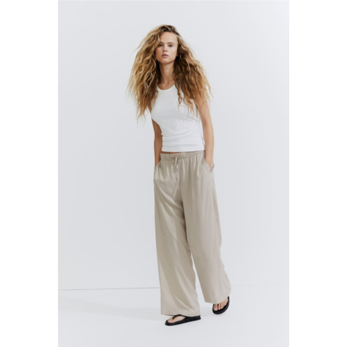 H&M Wide-cut Pull-on Pants