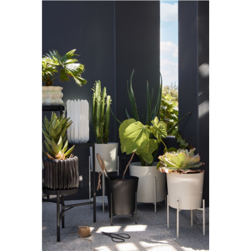H&M Large Plant Pot on Stand