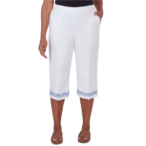 Petite Alfred Dunner Pull-On Embroidered Border Cuff Capri Pants