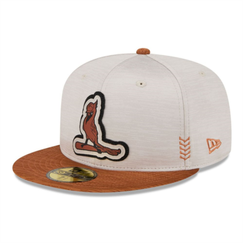 Mens New Era Stone/Brown St. Louis Cardinals 2024 Clubhouse 59FIFTY Fitted Hat