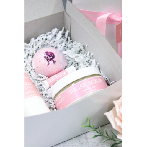 Taylor Made Organics renew her gift set in pink