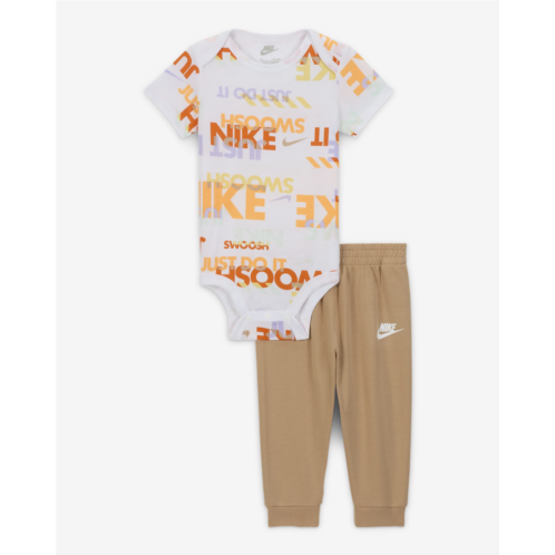 Nike Sportswear Playful Exploration Baby (0-9M) Printed Bodysuit and Pants Set