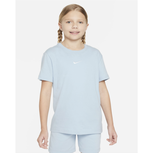 Nike Sportswear Big Kids (Girls) T-Shirt