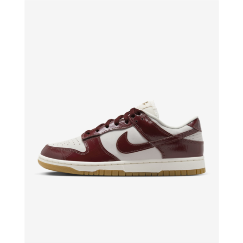 Nike Dunk Low LX Womens Shoes