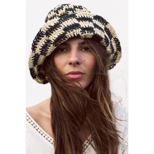 Zara CHECKERED BUCKET HAT