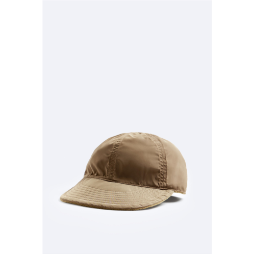 Zara REVERSIBLE CAP